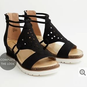 I.S.O Torrid size 11 wedge sandal